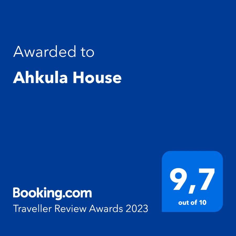 Ahkula House Hotel Lemmenjoki ภายนอก รูปภาพ